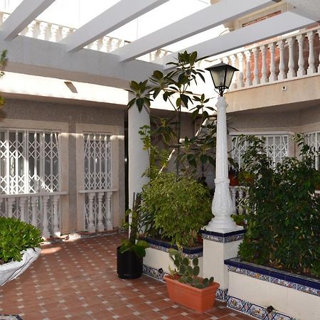 Apartamento Oslo Torrevieja Exterior photo