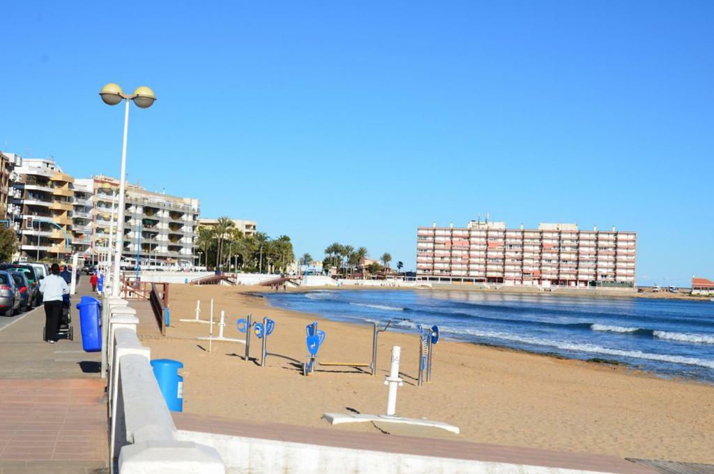 Apartamento Oslo Torrevieja Exterior photo
