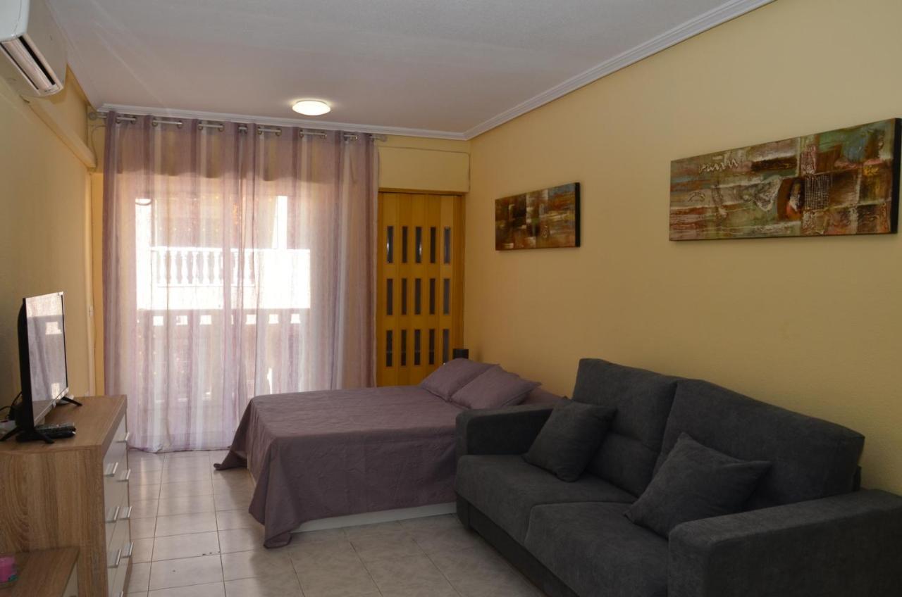Apartamento Oslo Torrevieja Exterior photo